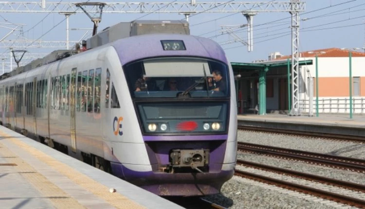 Στάσεις εργασίας σε Μετρό και Προαστιακό – Δείτε που και πότε δεν θα πραγματοποιούνται δρομολόγια